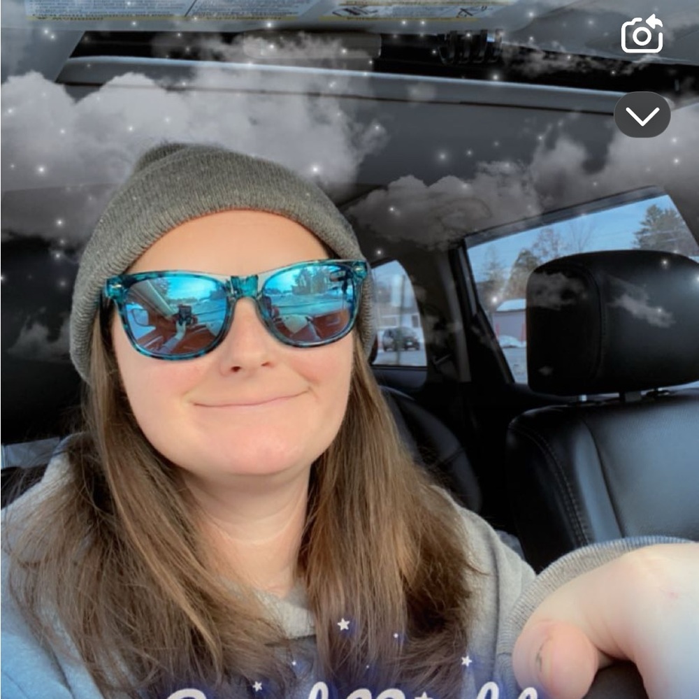 Meet your Posher, Haylee